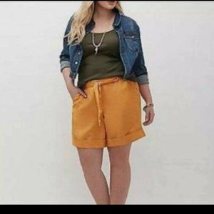 NWT Lane Bryant Linen Waist Tie Short Size 22 / 24